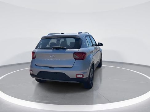 New 2026 Hyundai Venue SEL FWD image 7