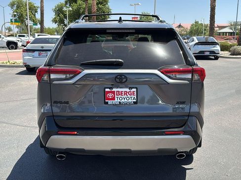 Used 2025 Toyota RAV4 XSE w/ Advanced Technology Package AWD/4WD image 7