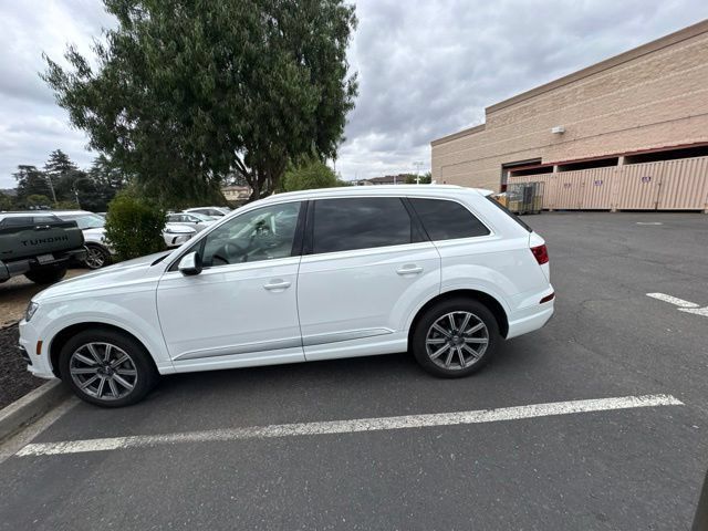 Used 2018 Audi Q7 2.0T Premium Plus w/ Premium Plus Package AWD/4WD image 22