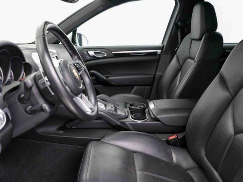 Used 2015 Porsche Cayenne Diesel AWD/4WD image 24