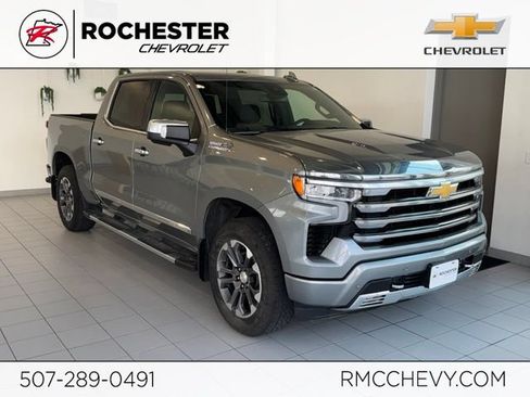 Certified 2025 Chevrolet Silverado 1500 High Country AWD/4WD image 1