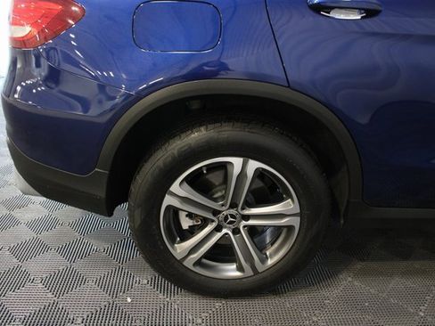 Certified 2018 Mercedes-Benz GLC 300 4MATIC image 11