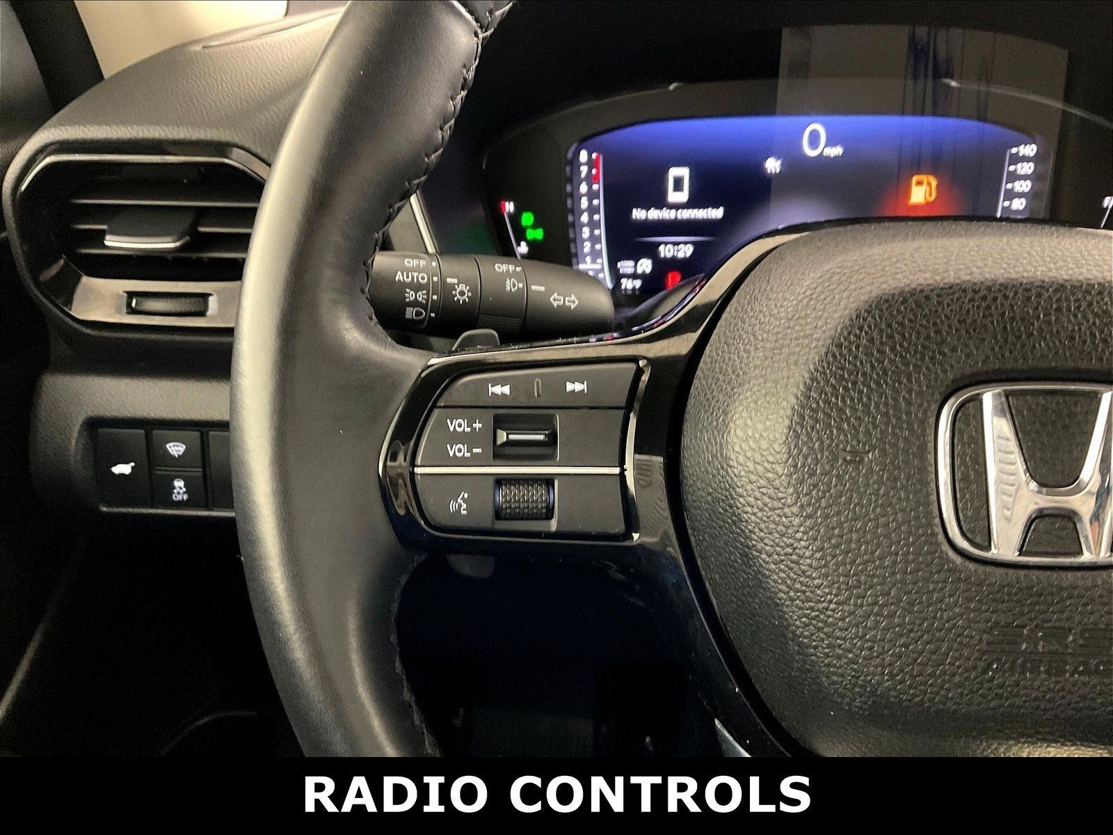 Used 2025 Honda Pilot Elite image 6