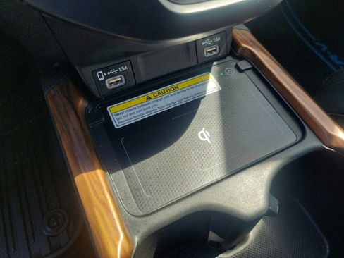 Used 2021 Honda CR-V Touring image 9