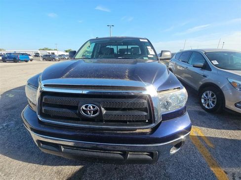 Used 2011 Toyota Tundra 2WD Double Cab w/ SR5 Pkg image 2