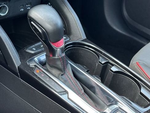 Used 2024 Chevrolet TrailBlazer RS image 31