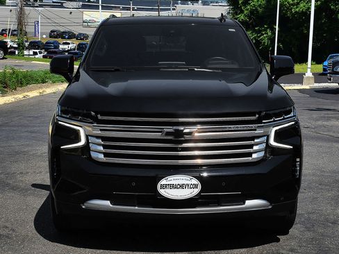 Used 2023 Chevrolet Tahoe High Country AWD/4WD image 5