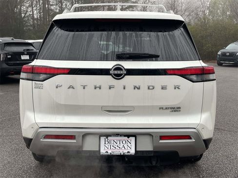 Used 2024 Nissan Pathfinder Platinum w/ Cargo Package image 4