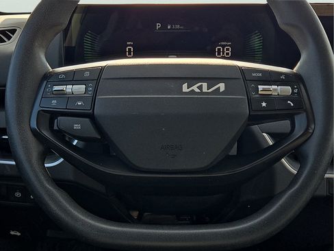 Used 2025 Kia K4 FWD image 10