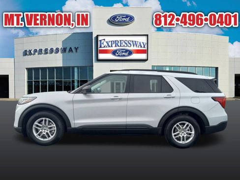 New 2026 Ford Explorer Active image 9