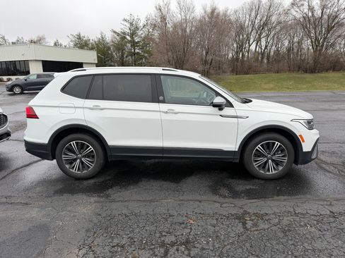 Used 2024 Volkswagen Tiguan Wolfsburg Edition image 6