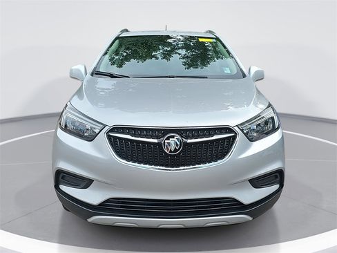 Used 2022 Buick Encore Preferred image 9