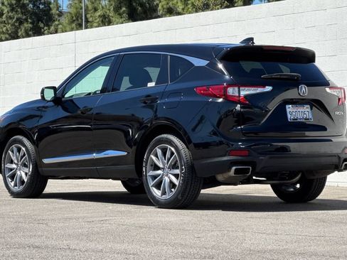 Certified 2023 Acura RDX FWD w/ Technology Package image 3