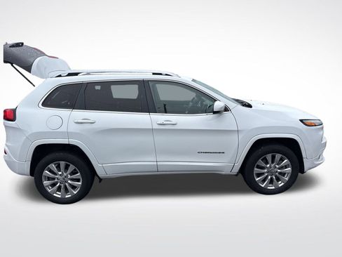 Used 2016 Jeep Cherokee Overland image 6