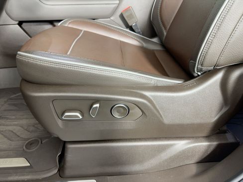 Used 2024 GMC Sierra 1500 Denali w/ Denali Reserve Package image 12