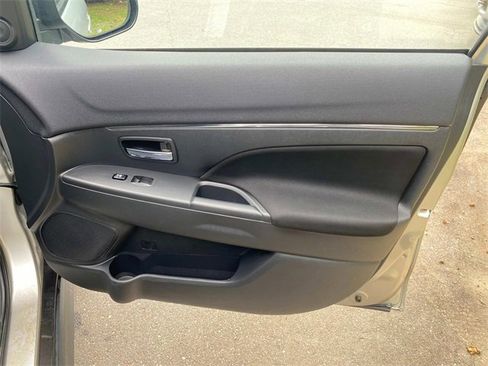 Used 2021 Mitsubishi Outlander Sport Black Edition image 35