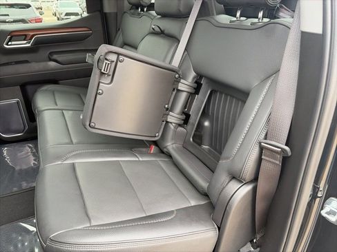 Used 2023 GMC Sierra 1500 Denali w/ Denali Reserve Package image 42