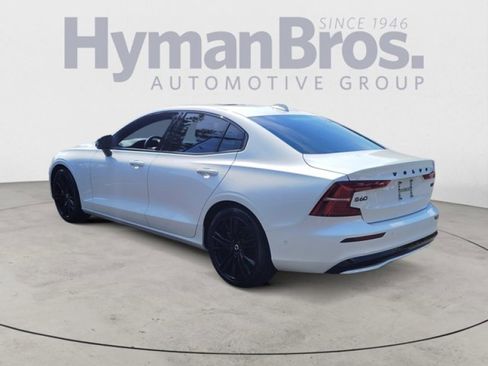 Used 2024 Volvo S60 B5 Plus image 5