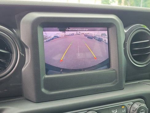 Used 2022 Jeep Wrangler Unlimited Sport AWD/4WD image 27