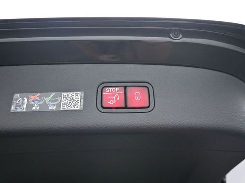 New 2025 Mercedes-Benz GLC 43 AMG 4MATIC image 44