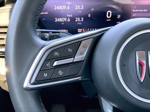 Certified 2025 Buick Envision Preferred AWD/4WD image 24