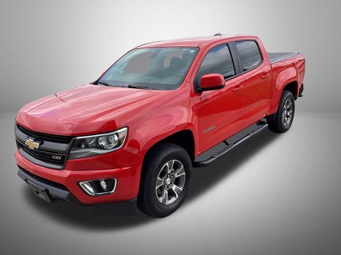 Used 2017 Chevrolet Colorado Z71 AWD/4WD image 1