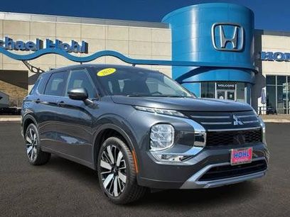 Used 2025 Mitsubishi Outlander SE
