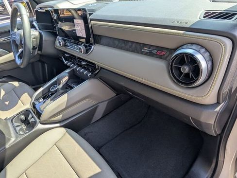 Used 2026 Chevrolet Colorado ZR2 w/ Technology Package image 17