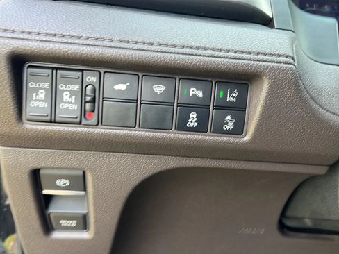 Used 2018 Honda Odyssey EX-L image 33