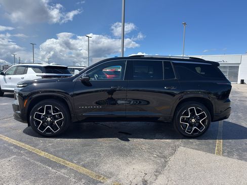 Used 2026 Chevrolet Traverse High Country w/ LPO, Floor Liner Package AWD/4WD image 6