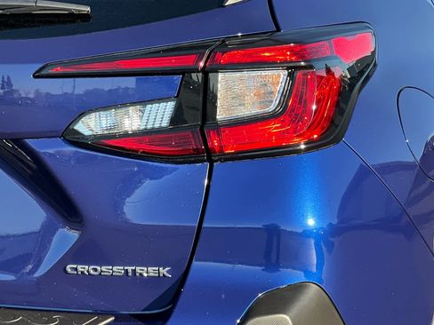 Used 2025 Subaru Crosstrek 2.0i Premium image 31