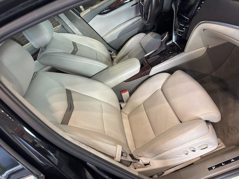 Used 2014 Cadillac XTS Platinum image 31