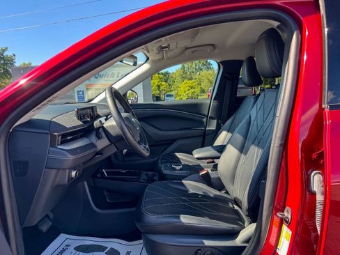 Used 2021 Ford Mustang Mach-E Select w/ Comfort/Technology Package AWD/4WD image 20