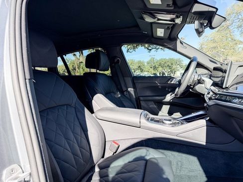 Used 2026 BMW X6 xDrive40i image 17