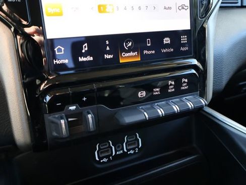 Used 2024 RAM 2500 Laramie image 16