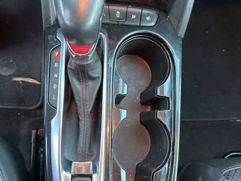 Used 2022 Chevrolet TrailBlazer RS image 16