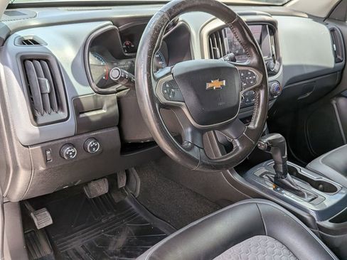 Used 2015 Chevrolet Colorado Z71 AWD/4WD image 30