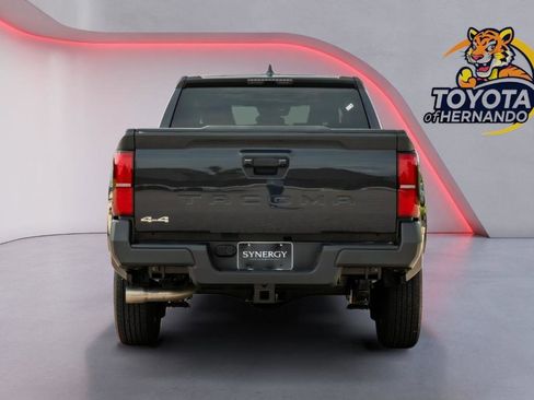 Used 2025 Toyota Tacoma SR AWD/4WD image 6