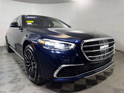 Used 2023 Mercedes-Benz S 500 4MATIC image 11