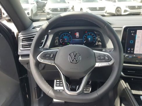 New 2026 Volkswagen Atlas Cross Sport SEL Premium R-Line AWD/4WD image 25