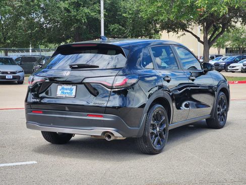 Used 2024 Honda HR-V Sport image 6