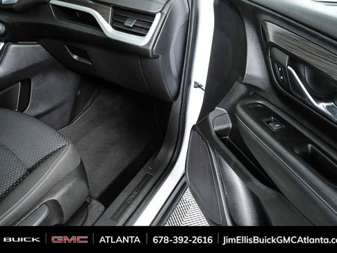 Used 2023 GMC Terrain SLE FWD image 23