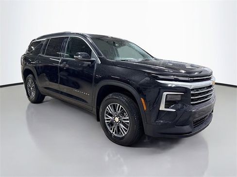 New 2026 Chevrolet Traverse LT w/ LPO, Floor Liner Package image 5