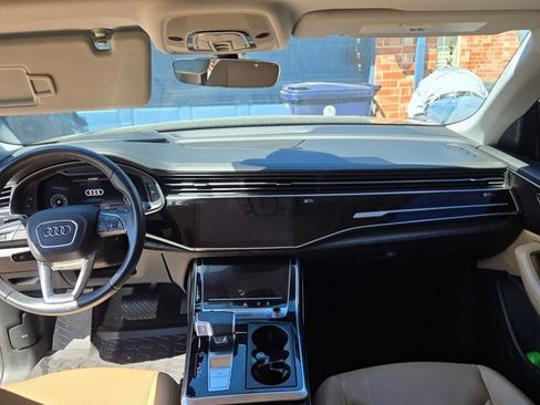 Used 2022 Audi Q8 Prestige w/ Prestige Package AWD/4WD image 7