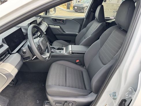 New 2026 Toyota RAV4 SE image 2