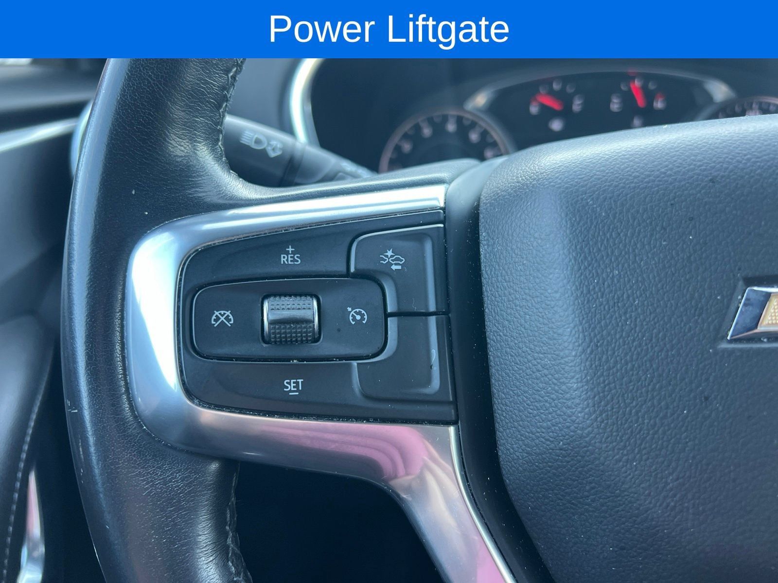 Used 2021 Chevrolet Blazer LT w/ Sound & Technology Package FWD image 15
