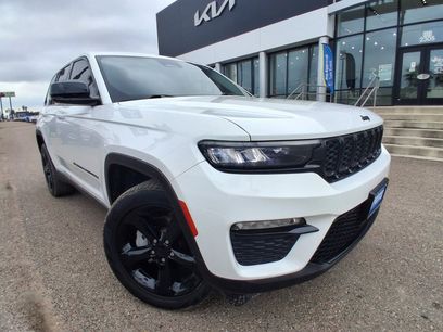 Used 2023 Jeep Grand Cherokee Limited w/ Black Appearance Package