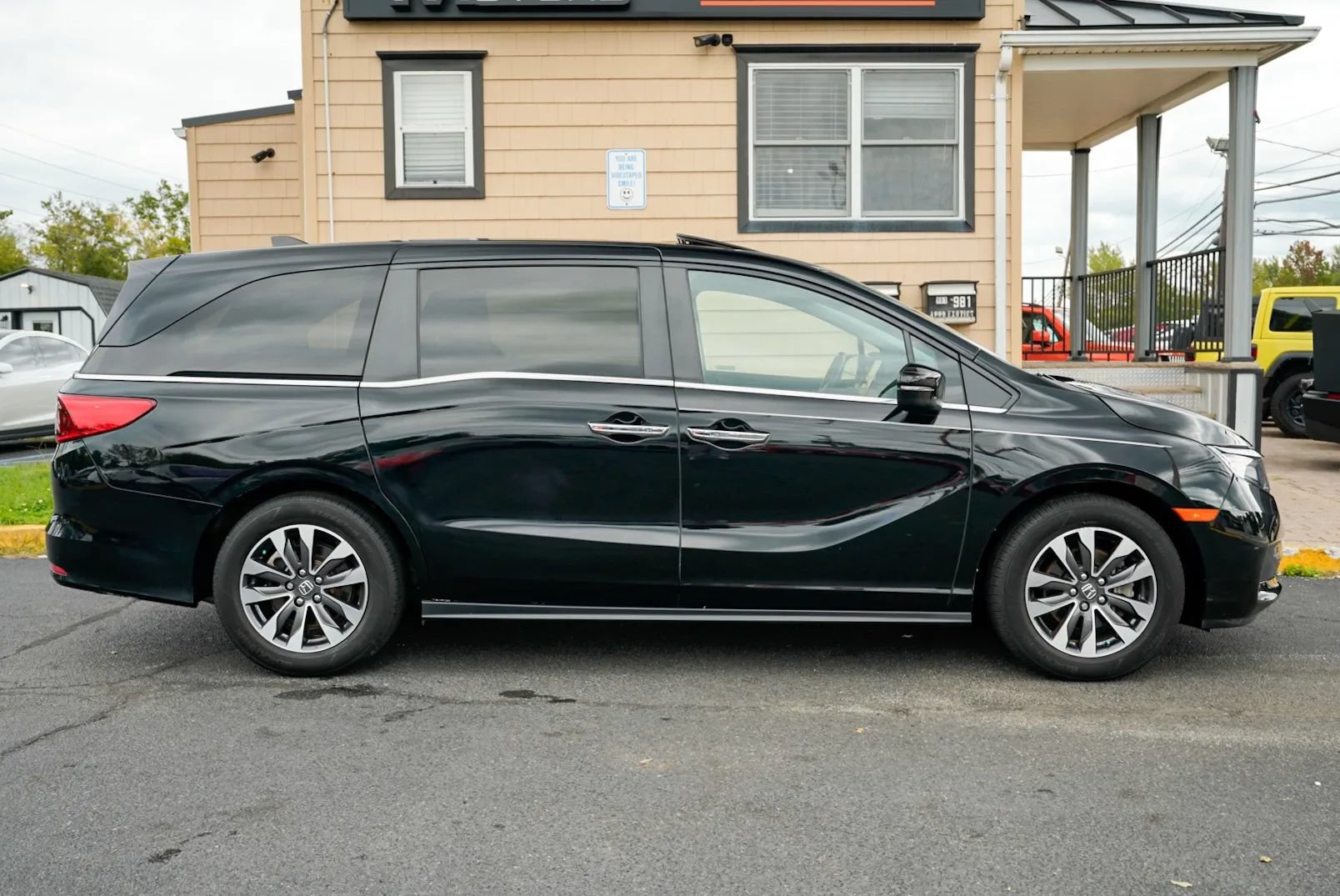 Used 2022 Honda Odyssey EX-L image 4
