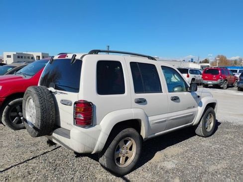 Used 2002 Jeep Liberty Limited image 5