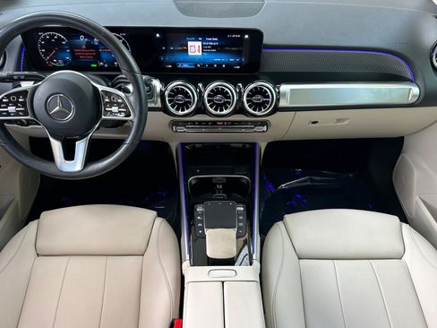 Certified 2023 Mercedes-Benz EQB 300 4MATIC image 16
